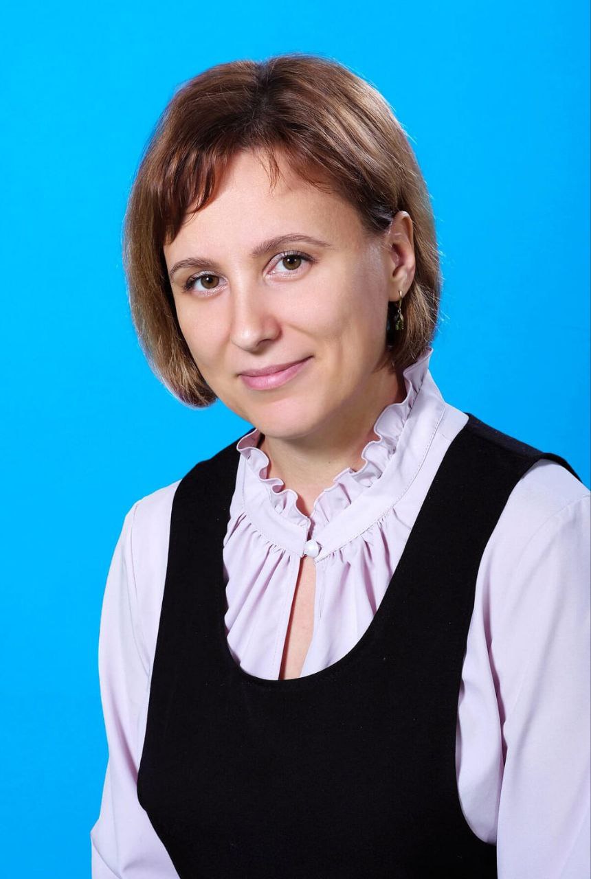 Педагогический работник Дворникова Екатерина Викторовна.